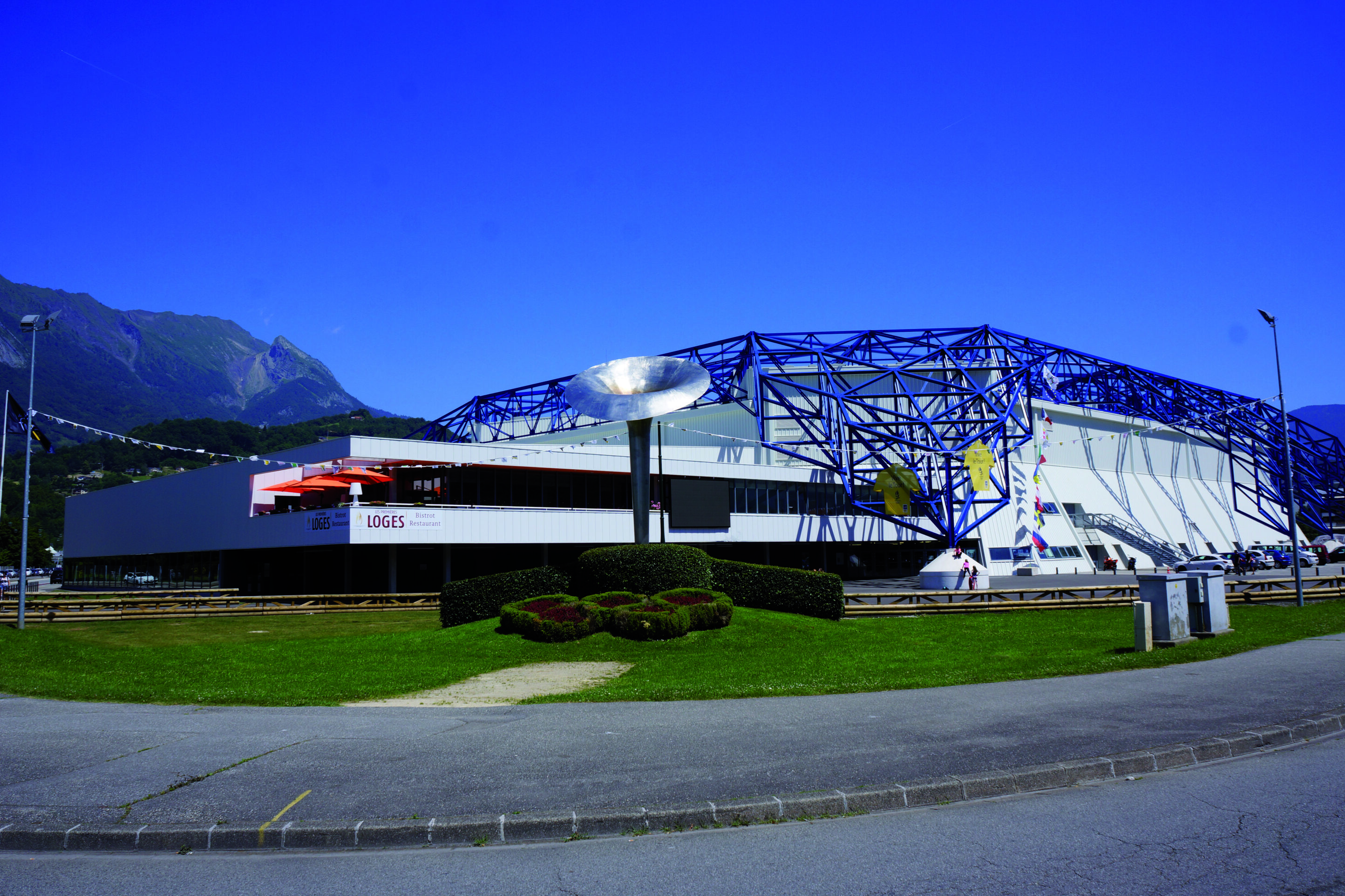 Halle Olympique